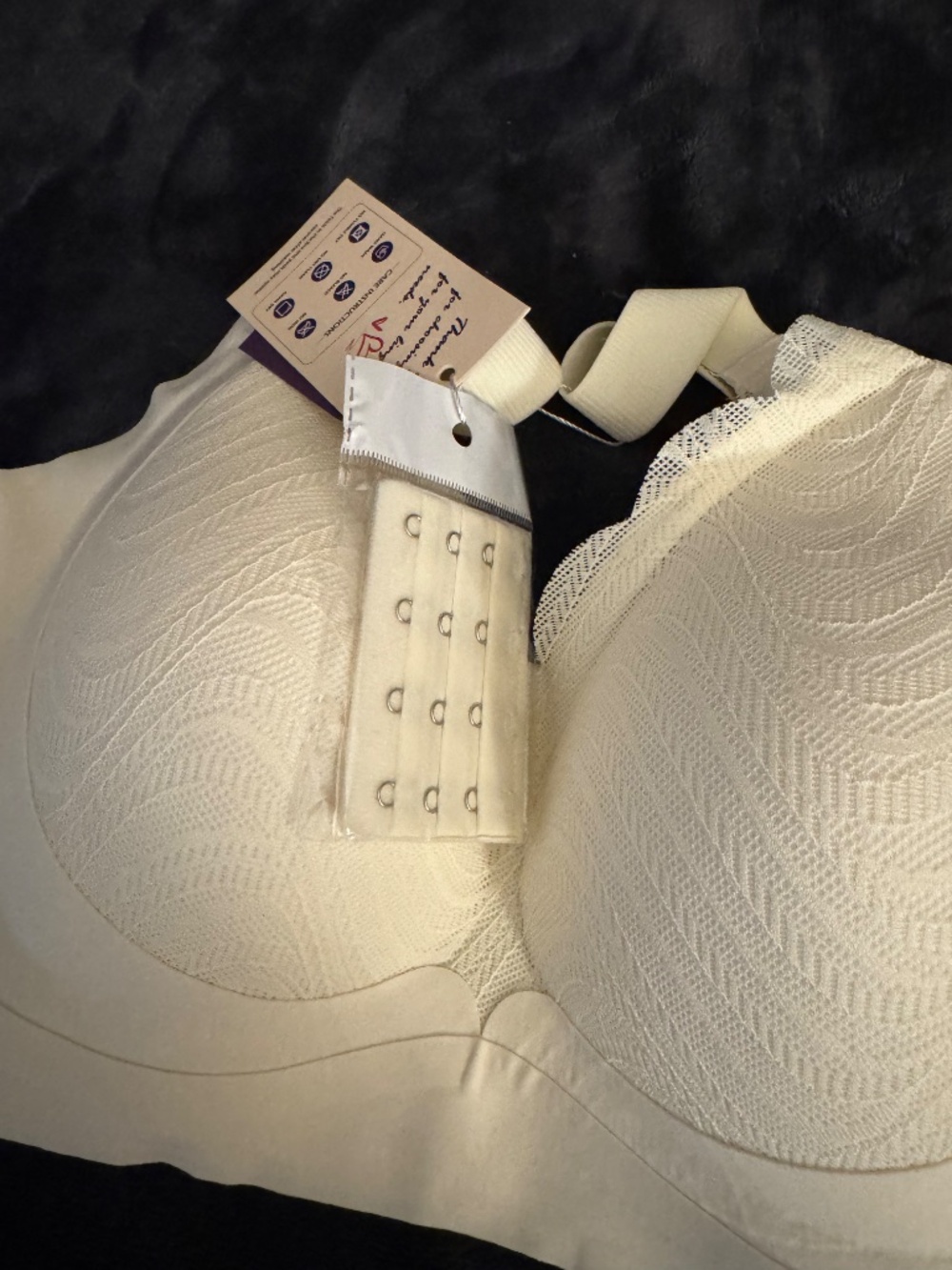 Bras - Picture 2 of 3